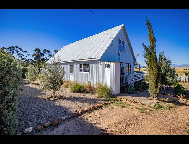 3 BEDROOM HOUSE FOR SALE IN KORINGBERG